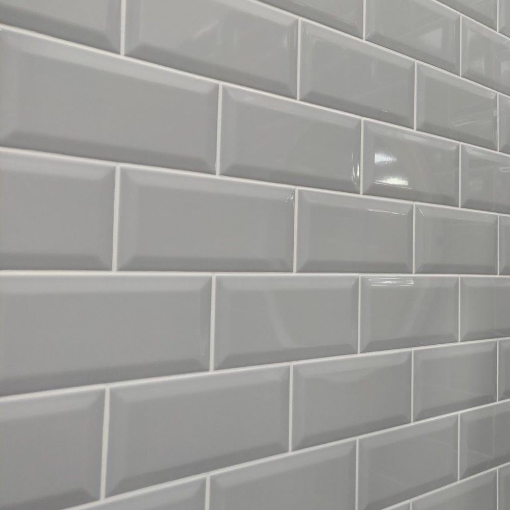 Metro Light Grey Ceramic Brick Tile 100x200mm