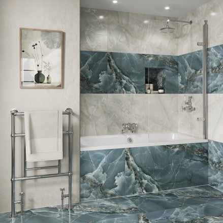 Classique Hinged Single Bath Screen 850