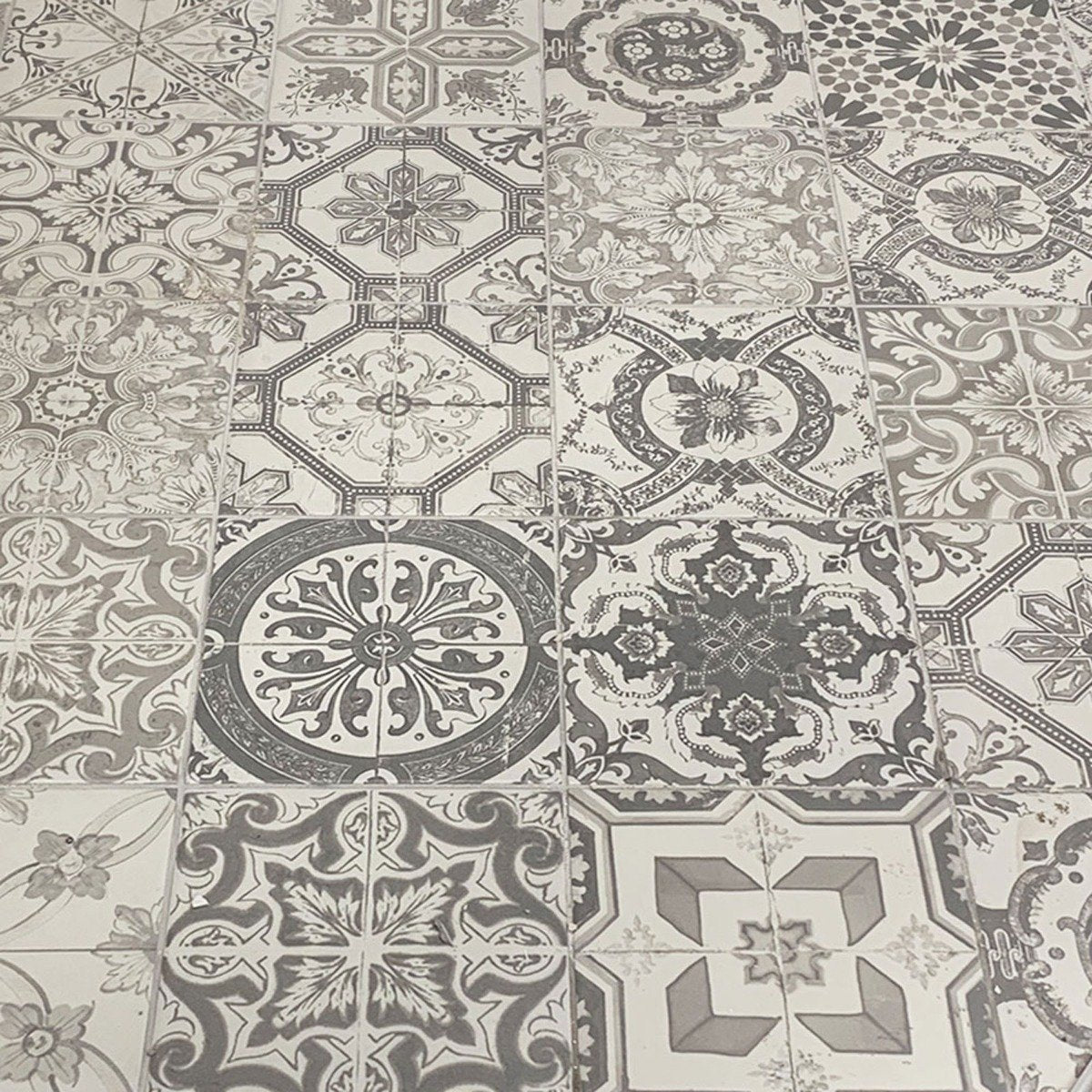 Aramean Matt Grey Porcelain Tile 200x200mm