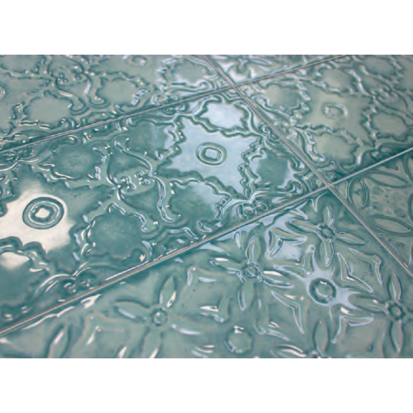 Zanzibar Mar Gloss Ceramic Brick Tile 120x240mm