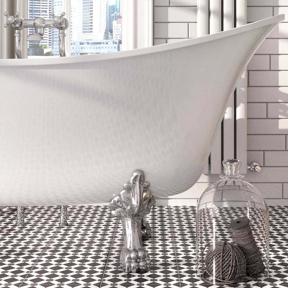 Ahana Traditional Freestanding Bath with Chrome Claw Feet 1730x750mm