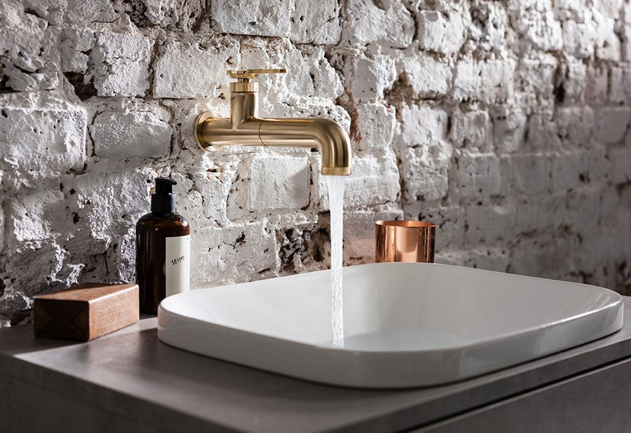 UNION Single Hole Wall Mounted Basin Set