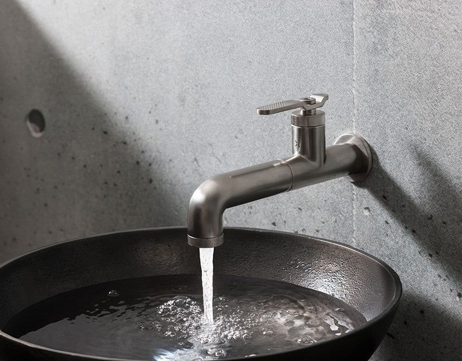 UNION Single Hole Wall Mounted Basin Set