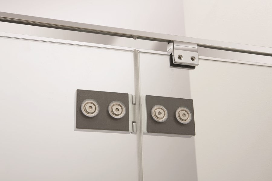 Svelte 8 Hinged Door, Inline Panel & Side Panel