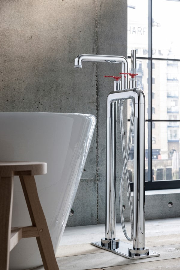 UNION Free Standing Bath Filler & Shower Kit Lever