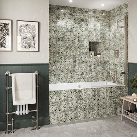 Classique Hinged Single Bath Screen 850