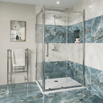 Classique Sliding Door & Side Panel