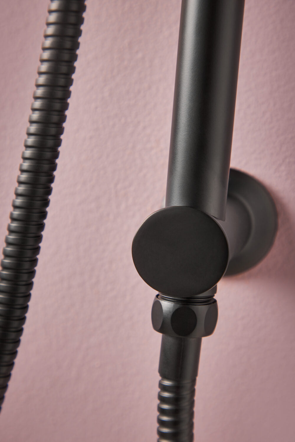 Concealed Riser Rail Brushed Brass