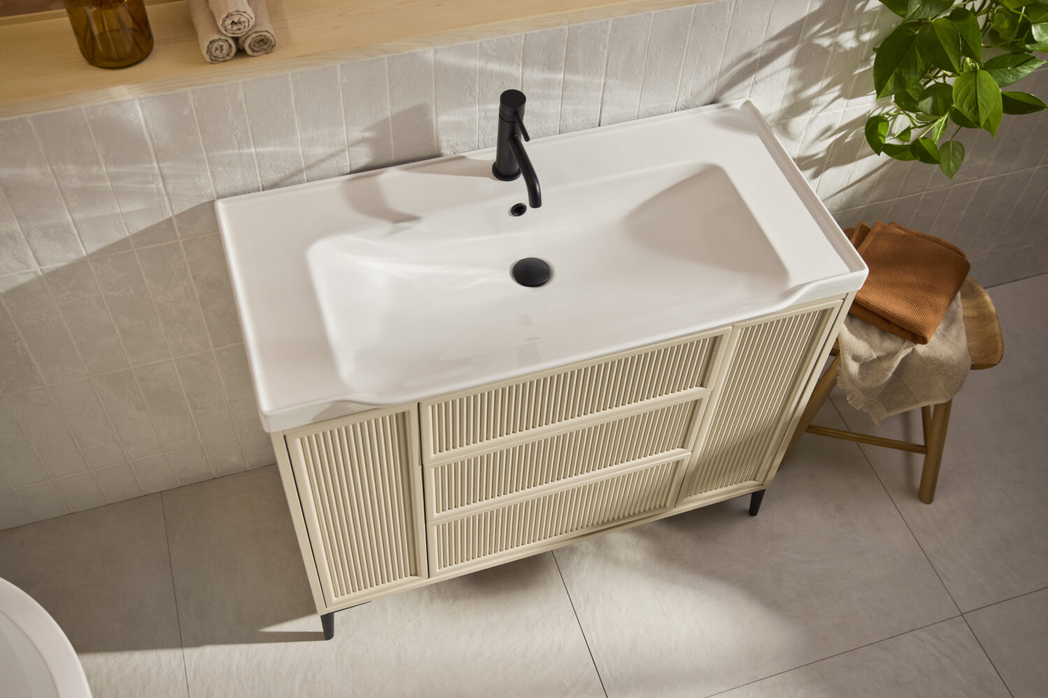 Bota 1000 Fluted Cabinet