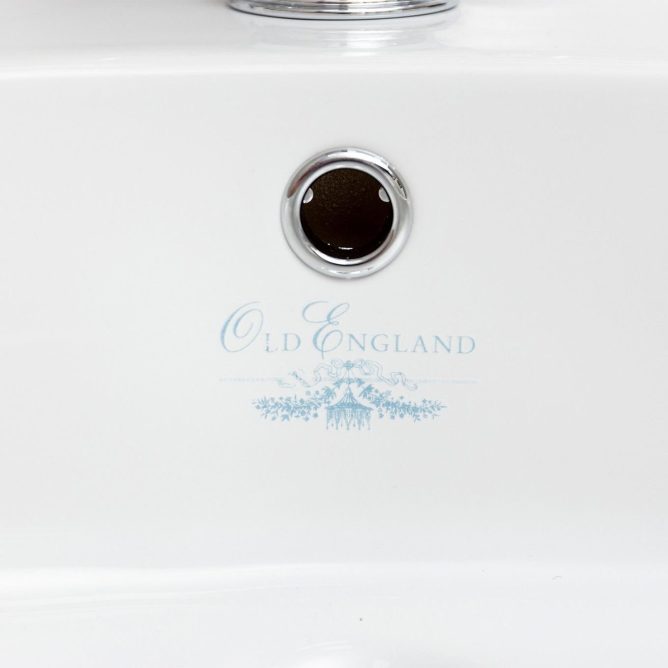 Alaric Console Basin with Ceramic Legs