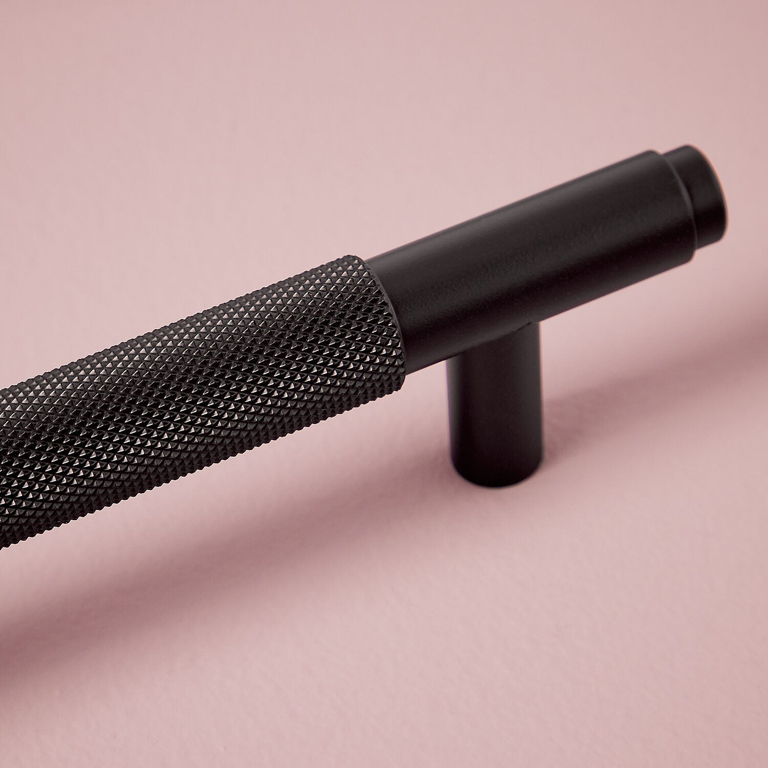 Knurled 400mm Handle Black