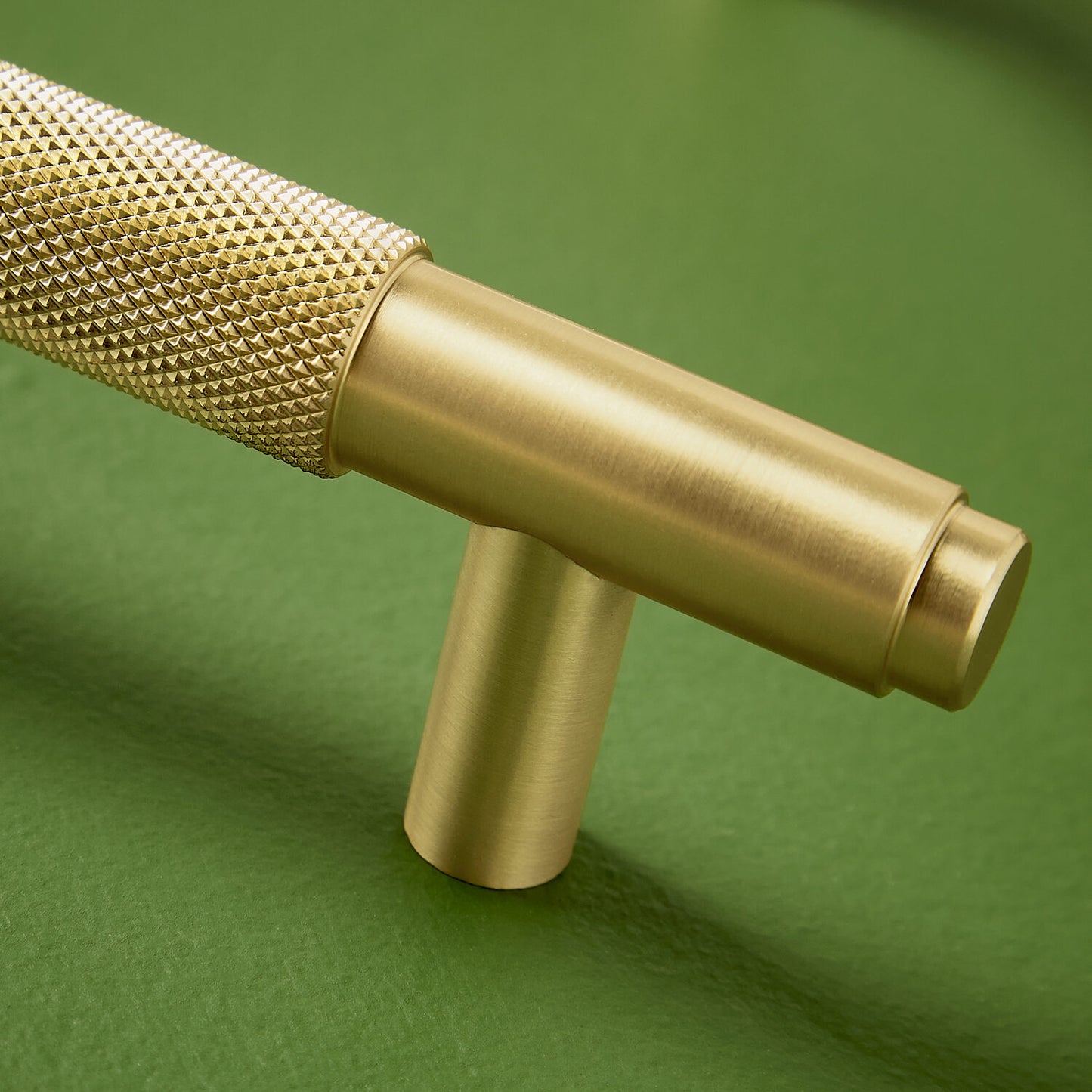 Knurled 400mm Handle Brushed Brass
