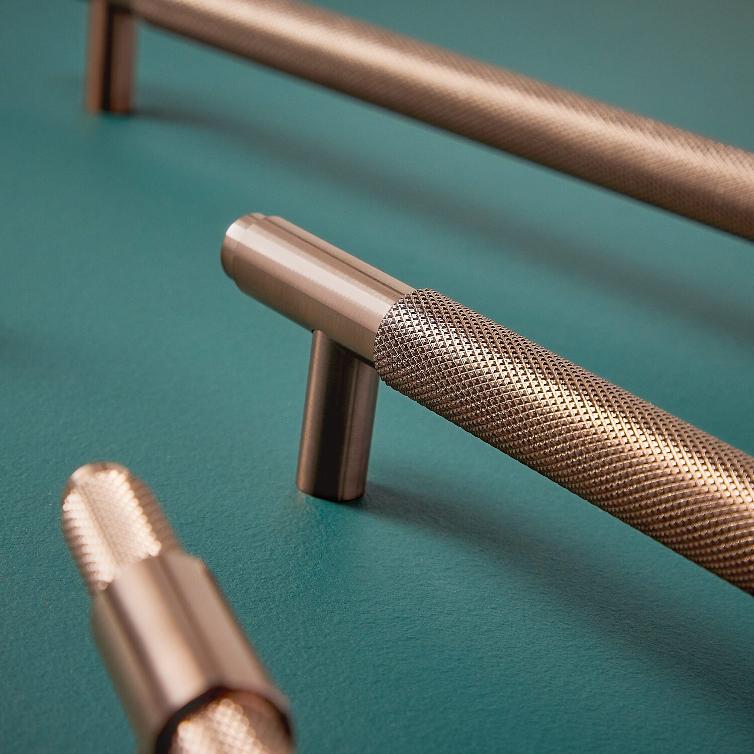 Knurled 160mm Handle Brushed Bronze