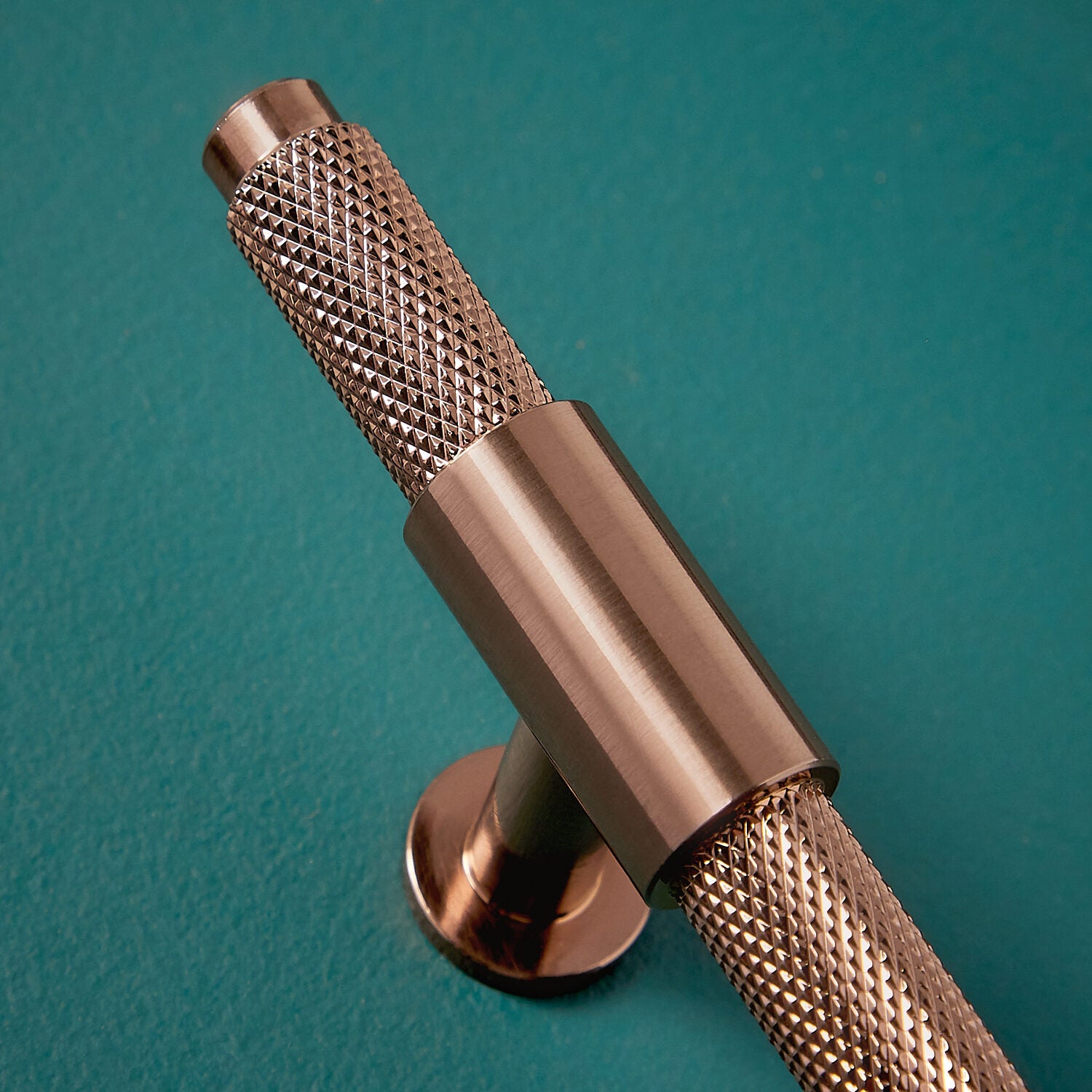 Knurled T Bar 95mm Handle Brushed Bronze