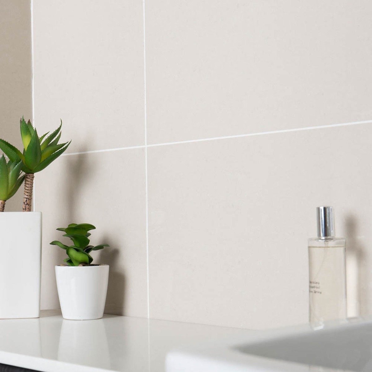 Monarch Vanilla Gloss Tile 300x600mm