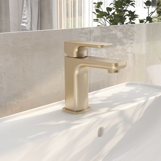 Flite basin mixer in Brushed Brass with universal clicker waste