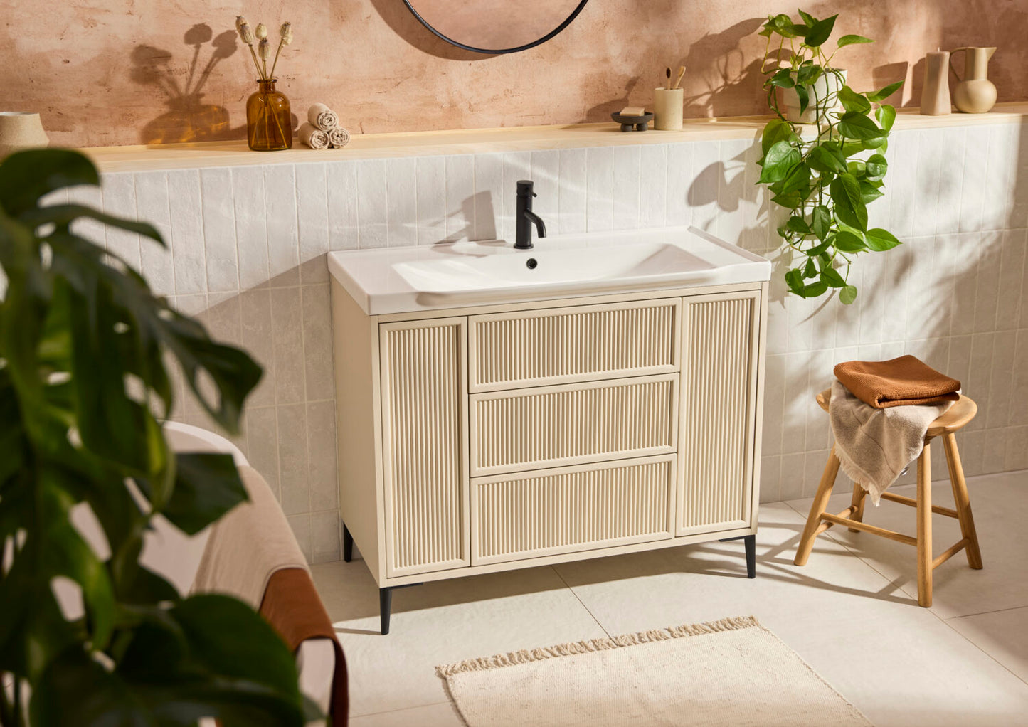 Bota 1000 Fluted Cabinet