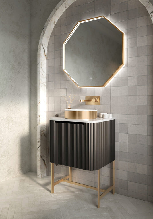 Linea Curve 600 Brushed Brass Frame