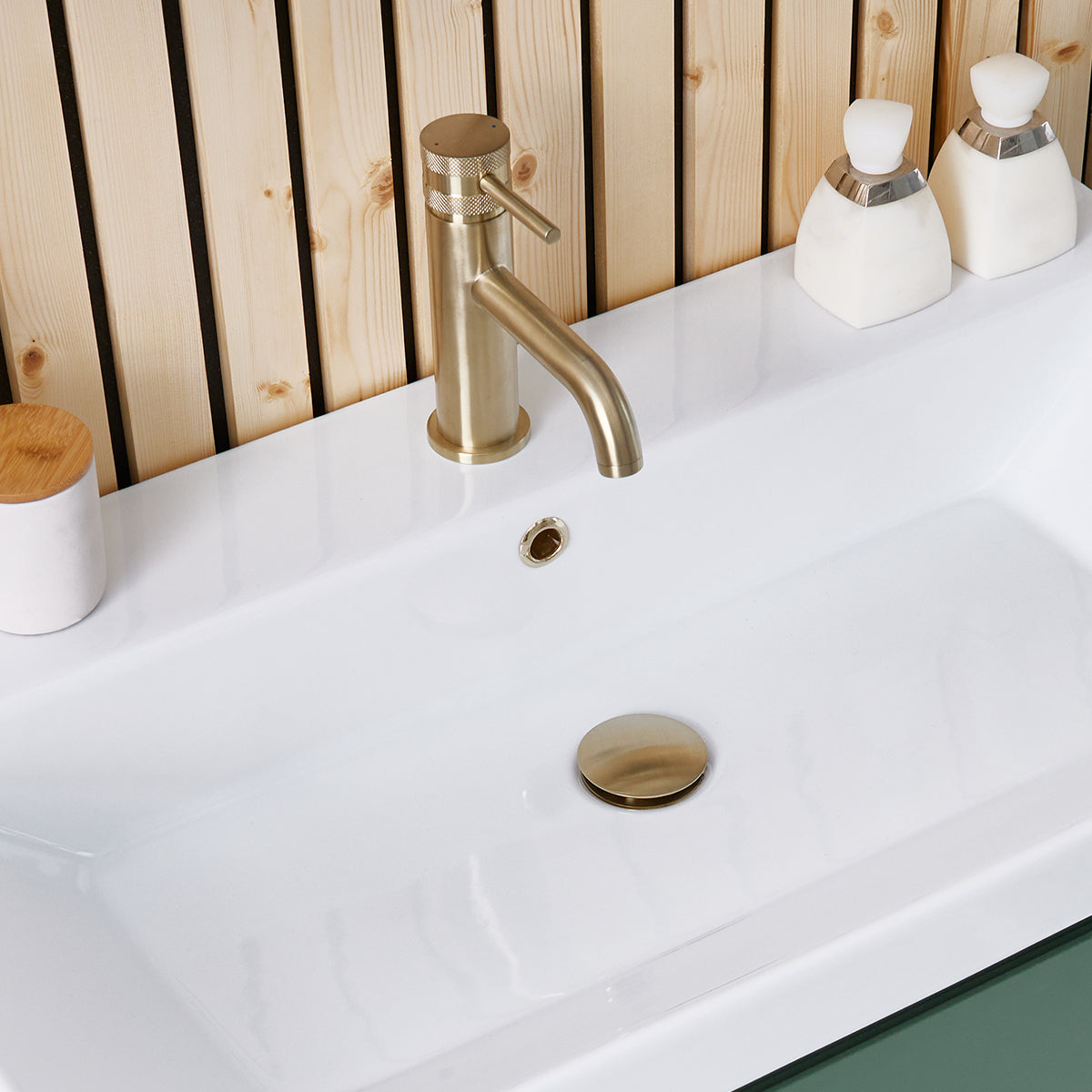 Universal Basin Waste, Brushed Brass