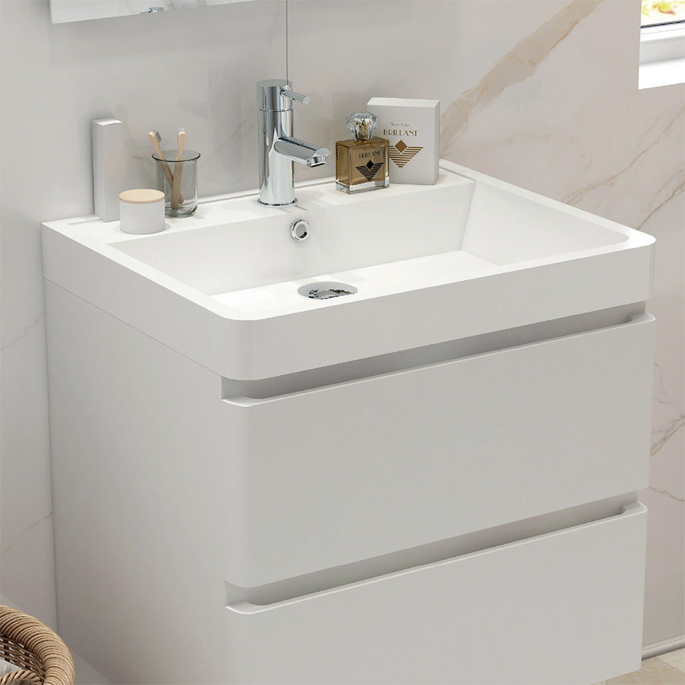 Flite 600x480mm basin with one tap hole